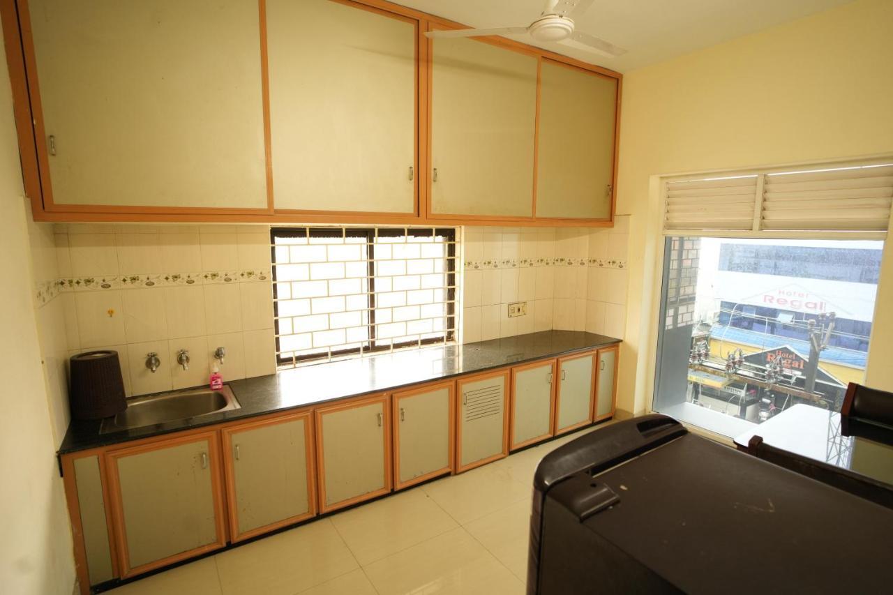 K V Suites Kochi Екстер'єр фото