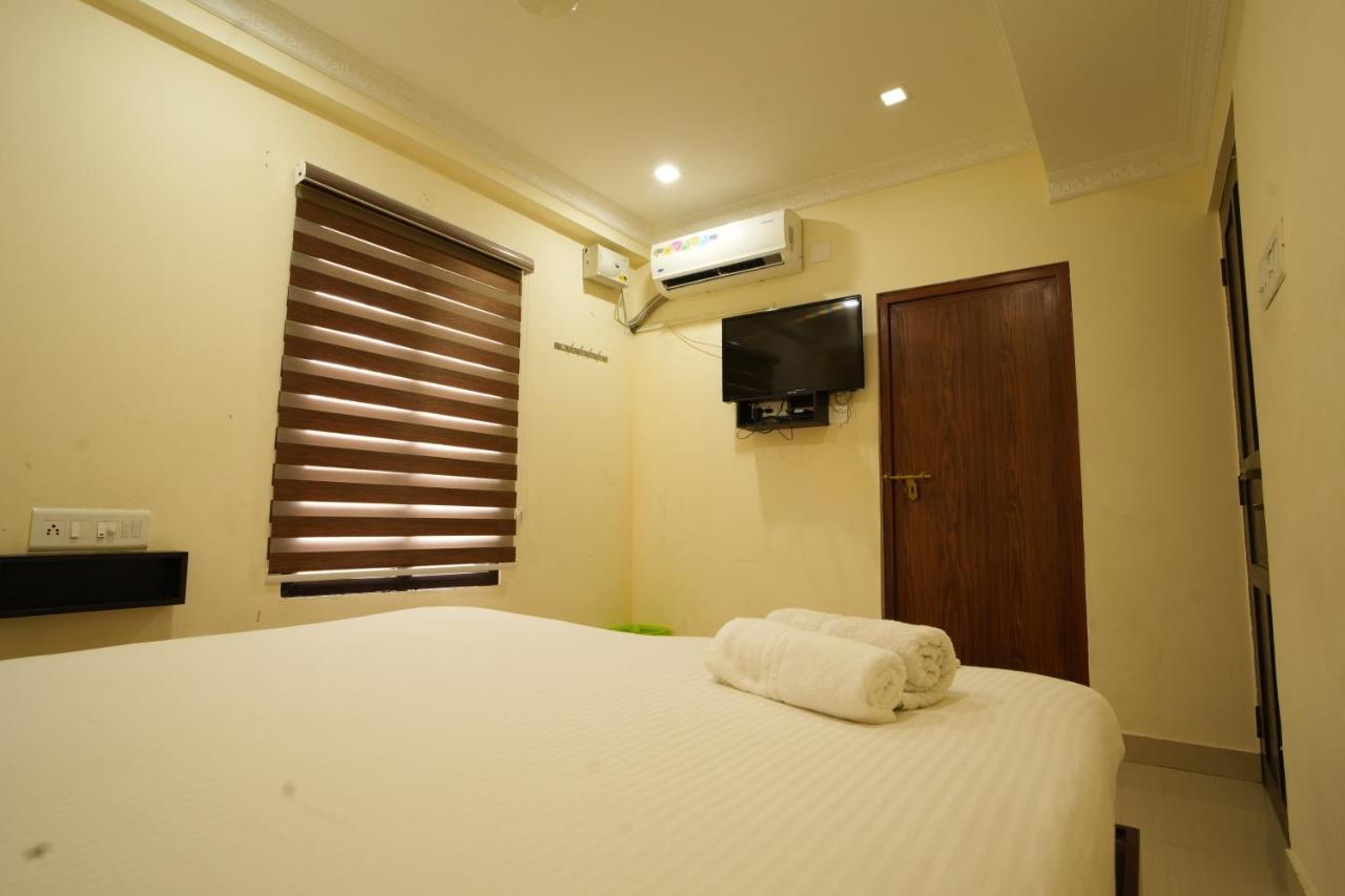 K V Suites Kochi Екстер'єр фото