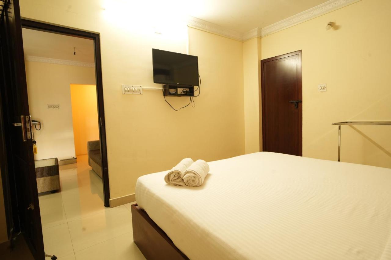 K V Suites Kochi Екстер'єр фото