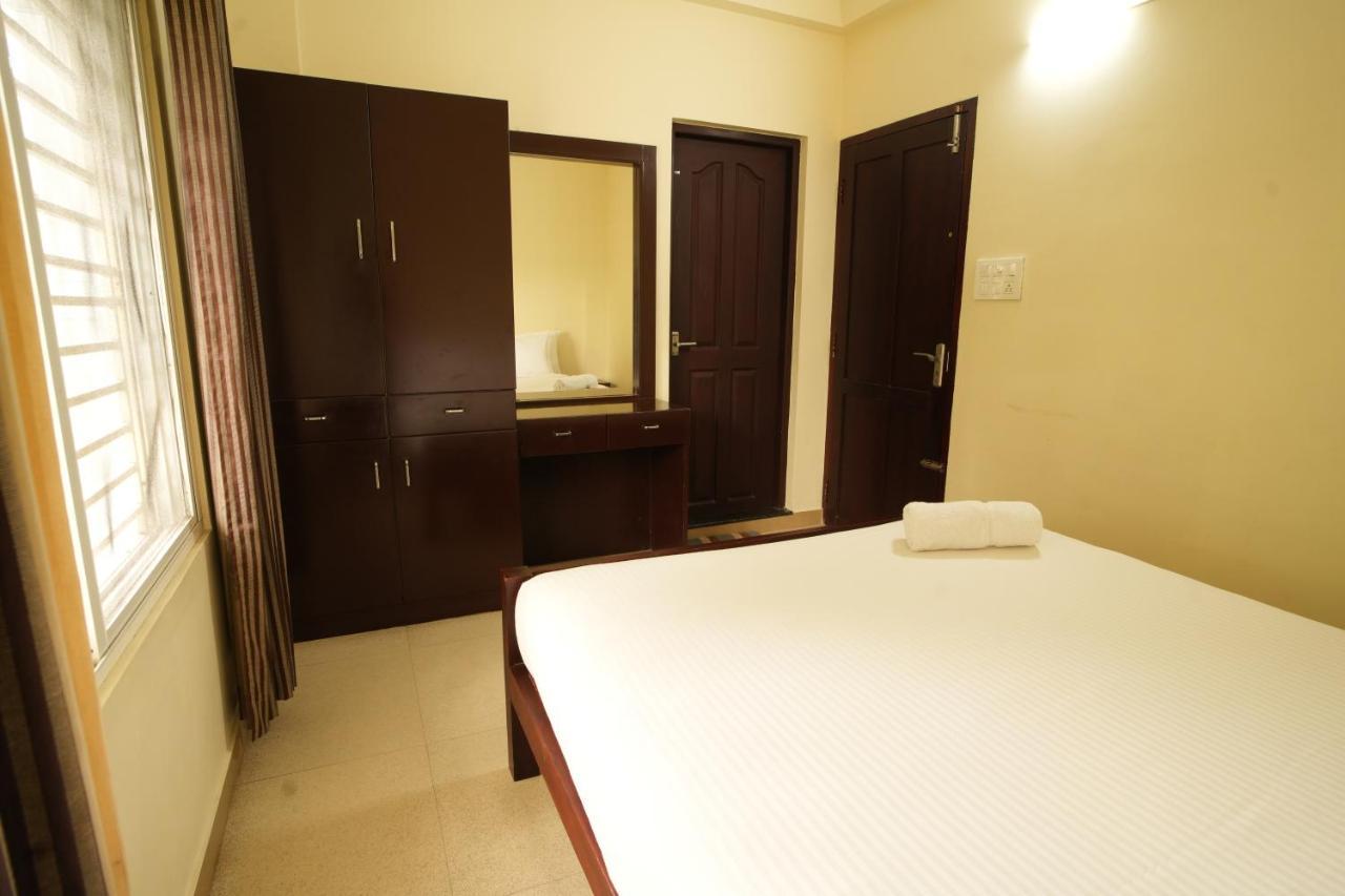 K V Suites Kochi Екстер'єр фото