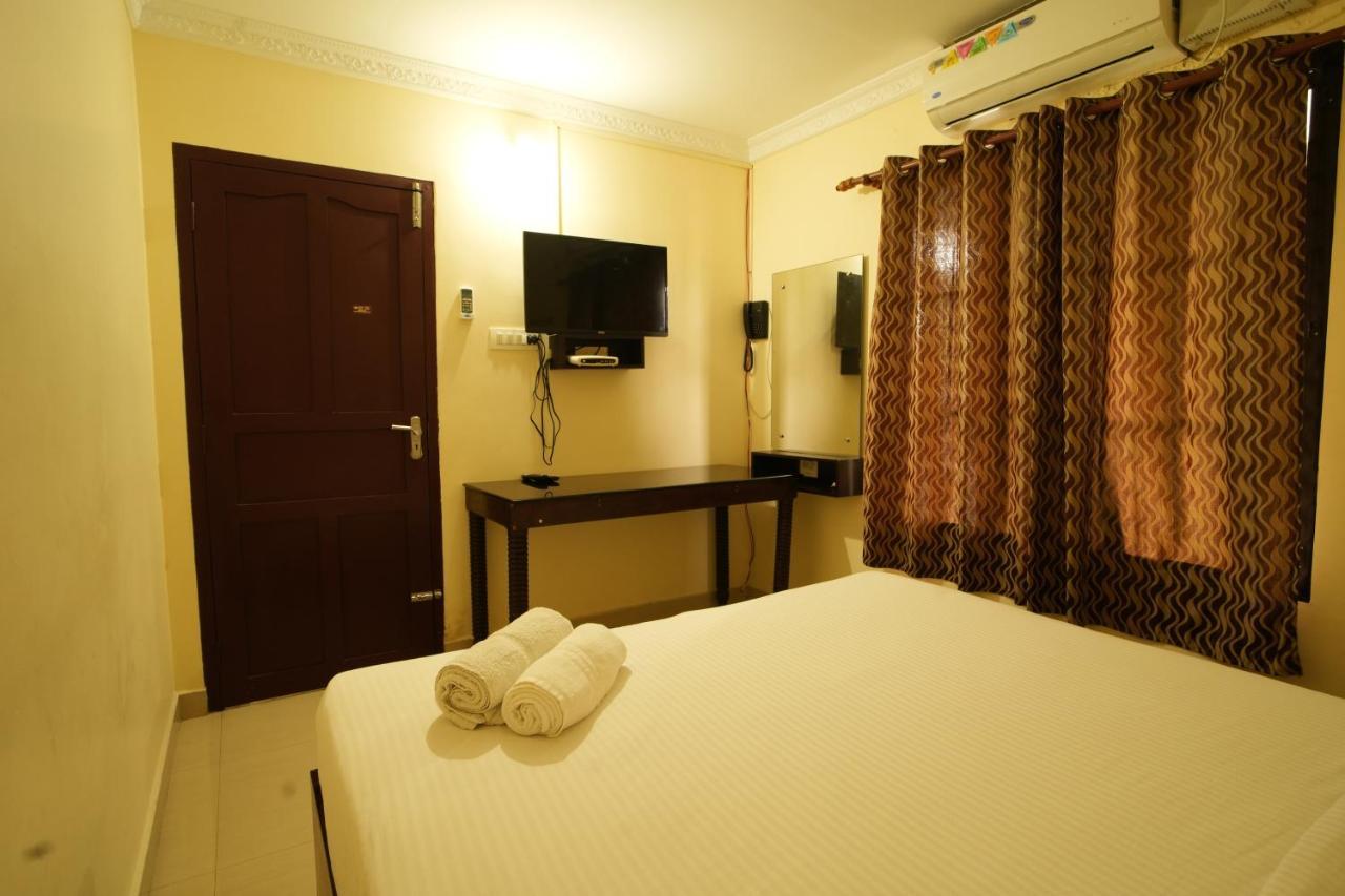K V Suites Kochi Екстер'єр фото