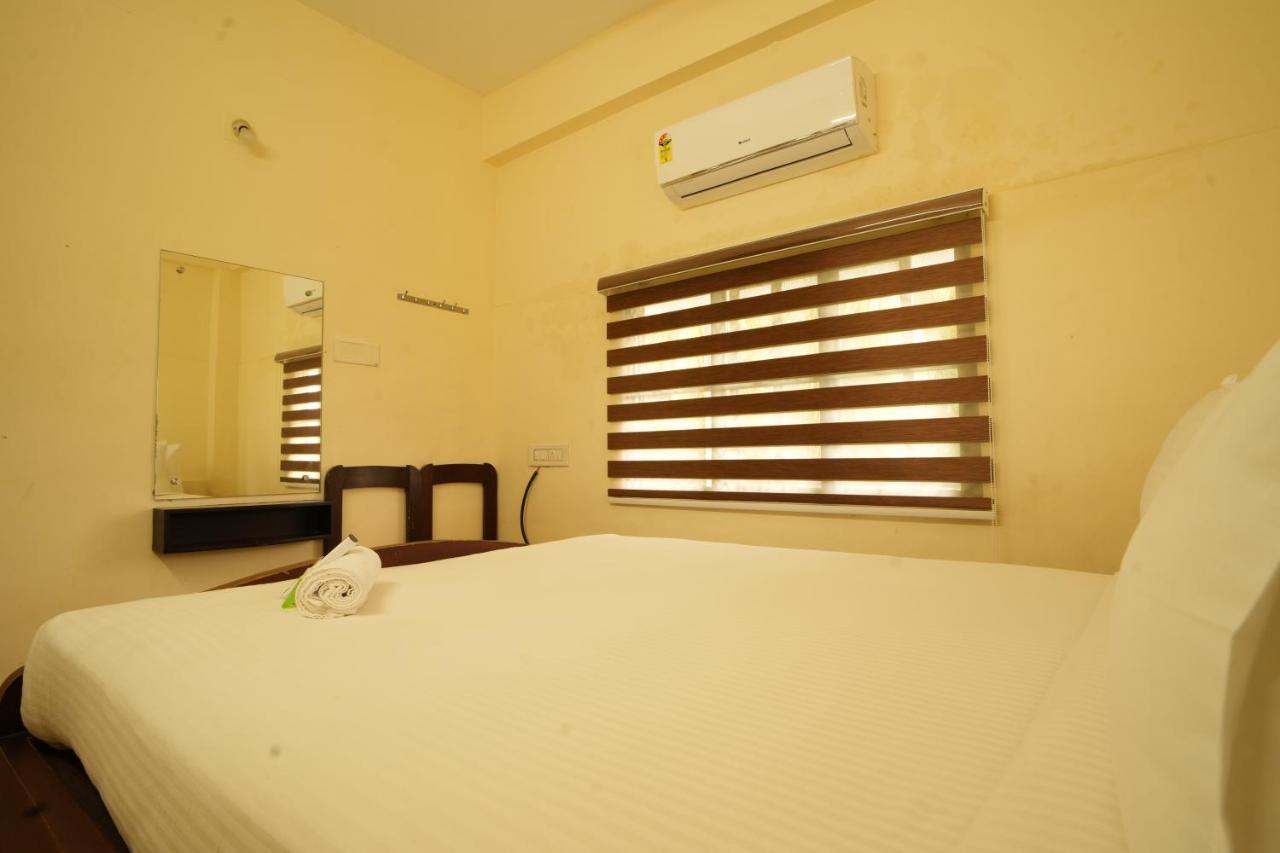K V Suites Kochi Екстер'єр фото